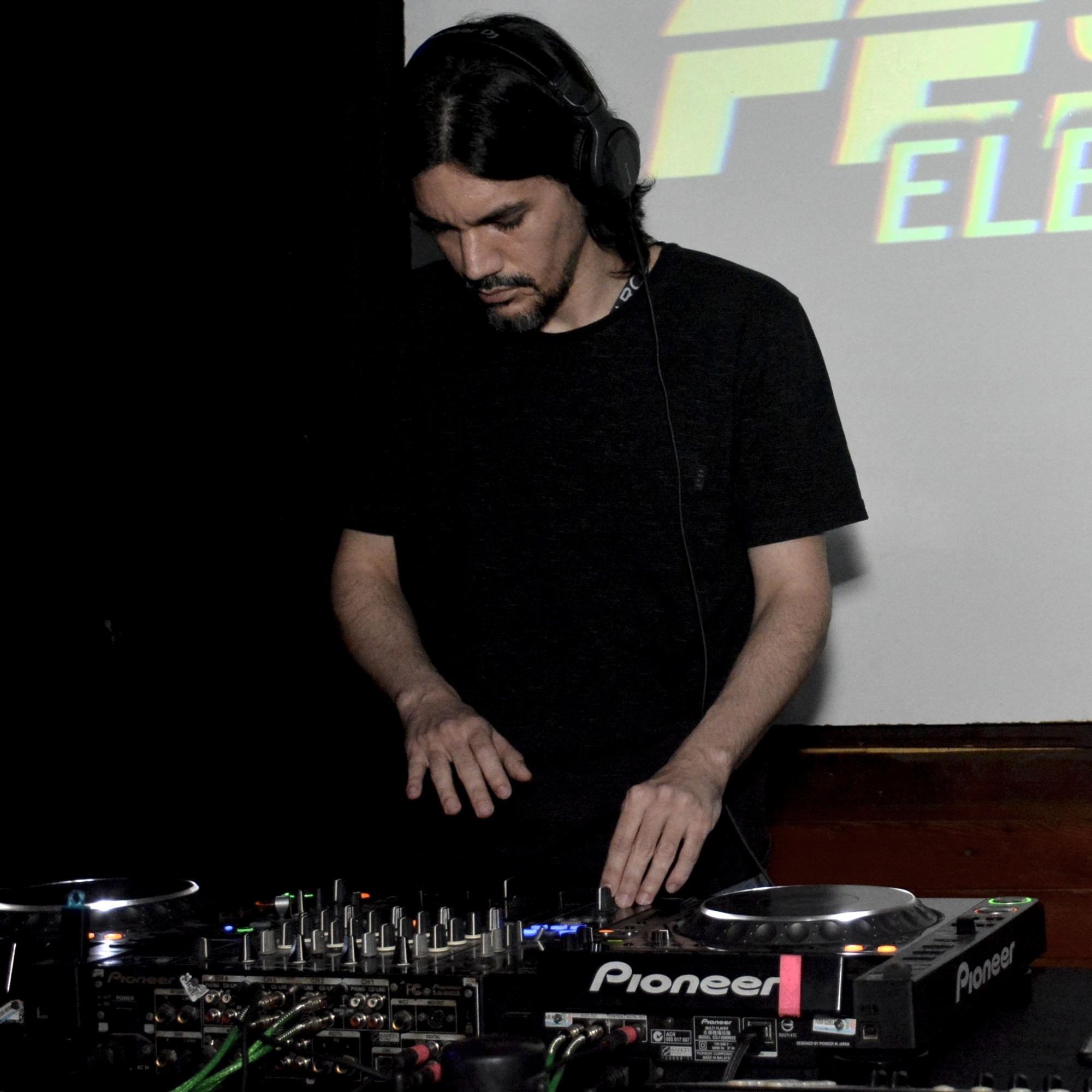 Marcello Space Live